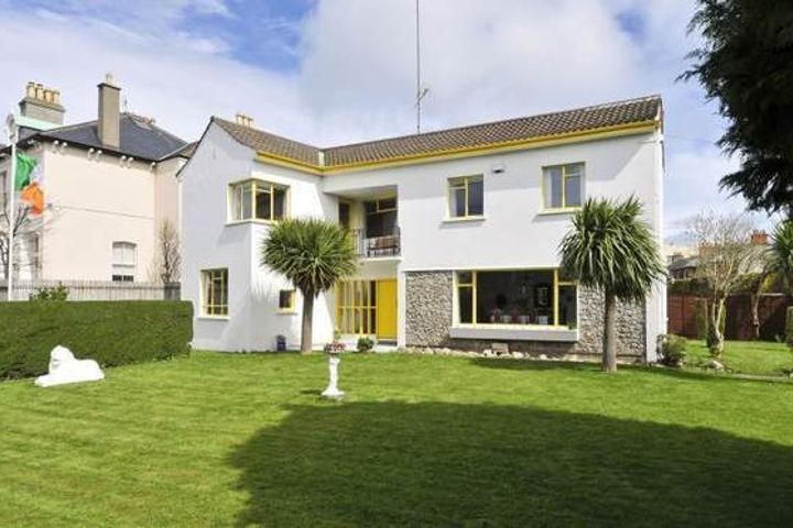 Corner House, Knapton Road, Monkstown, Dublin