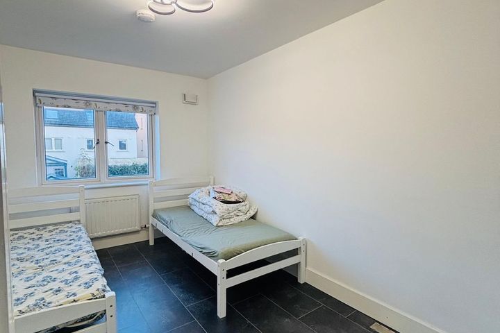 28 Shackleton Park, Lucan, Lucan, Co. Dublin