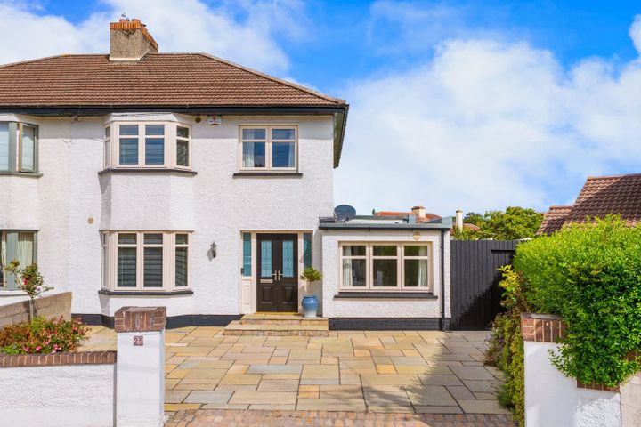 25 Ashton Park, Monkstown, Dublin, Dublin