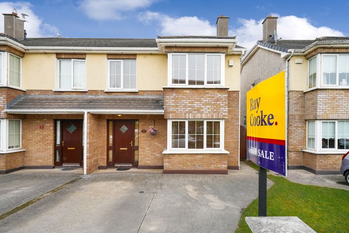 2 Lanesborough Park, Finglas, Dublin 11, Finglas, Dublin 11