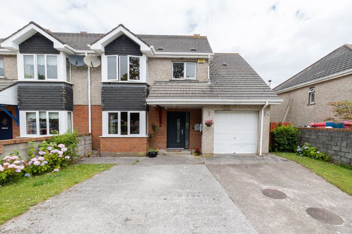 33 The Brambles, Pembroke Woods, Passage West, Co. Cork, T12V6EC