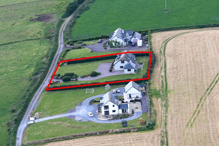 Nohoval Cove, Nohoval, Co. Cork, P17PD74