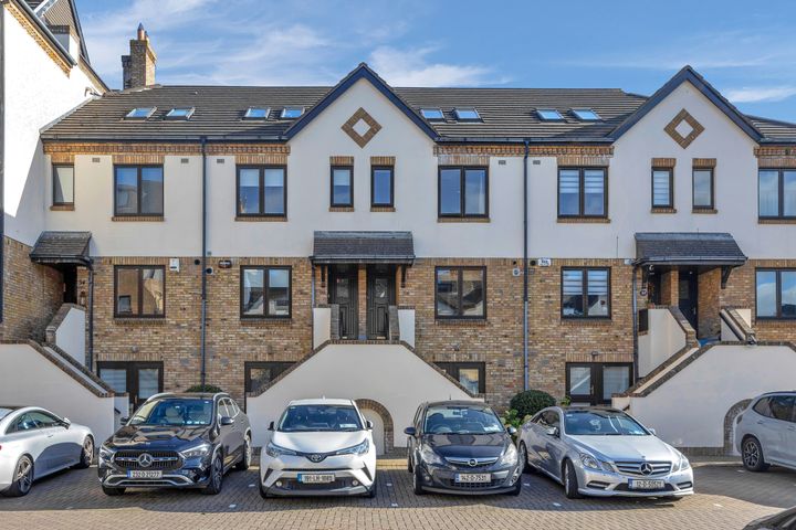 55 Marina Village, Malahide, Co. Dublin, K36P821