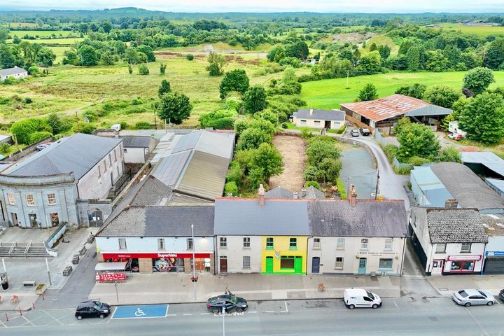 Main Street, Moate, Co. Westmeath, N37N795