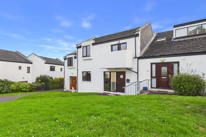 70 Carleton Village, Golf Links Road, Youghal, Co. Cork, P36VP70