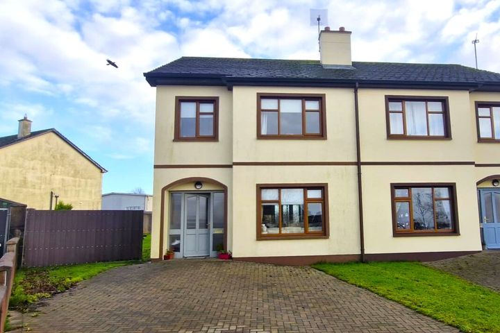17 Grattan Close, Grattan Park, Claremorris, Co Mayo, F12C2V1