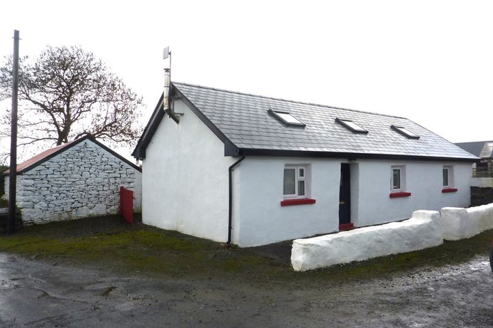 Mace, Aughagower, F28D212