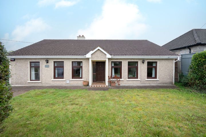 Clover Nook, 14a Ashgrove Park, Bishopstown, Co. Cork, T12V9X9