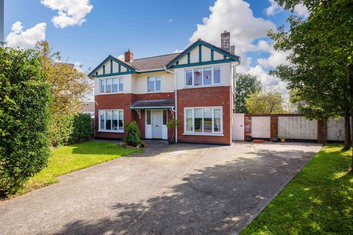 17 Glencairn Heath, The Gallops, Sandyford Dublin 18, Dublin 18, Dublin
