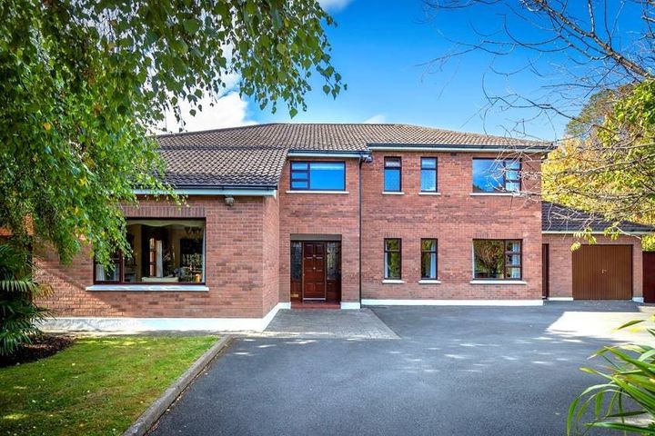 11 Tresilian, Brighton Rd, Foxrock, Dublin 18, Dublin