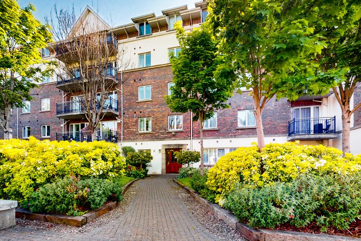 Apartment 60, Hampton Square, Navan Road (D7), Dublin 7, D07E2XY