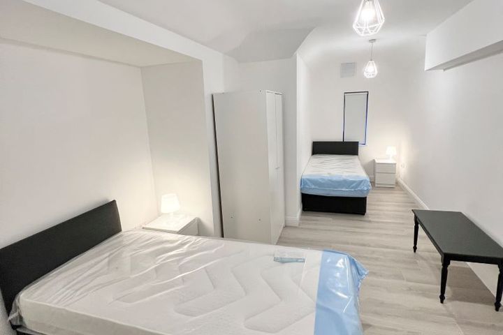 241 Carnlough Road, Dublin 7, Cabra, Dublin 7