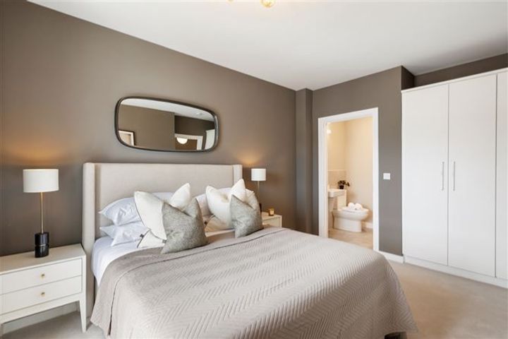 Aderrig, Adamstown, North Circular Road, Dublin 1