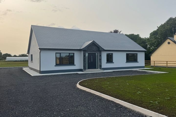 Carrownaseer South, Dunmore, Dunmore, Co. Galway, H54KX58