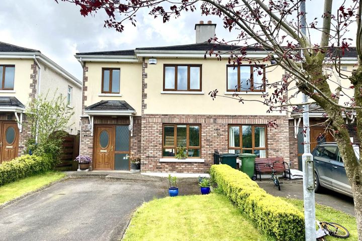 12 Malton Park, Coolattin Rd, Carnew, Wicklow