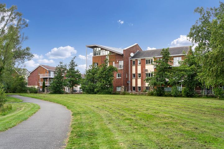 92 Grianan Fidh, Aiken`s Village, Dublin 18, D18FY26