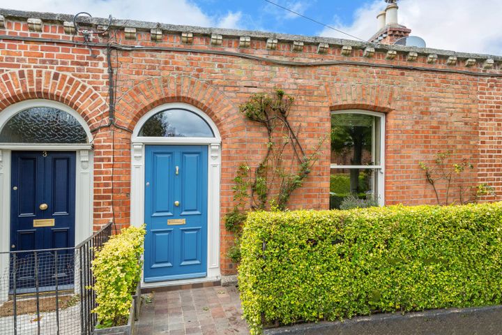 4 Greenville Terrace, South Circular Road, Dublin 8, D08X0H9