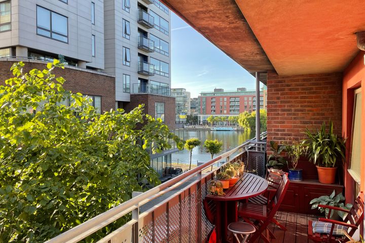 Ringsend Road, Grand Canal Dock, Dublin 2