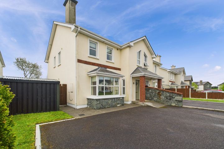 19 Mountain View, Kilcummin, Killarney, Co Kerry, V93PF56