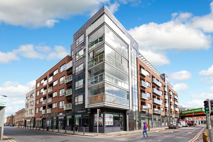 Penthouse Apartment, 57 Hyde Court, Townsend Street, Dublin 2, D02W778