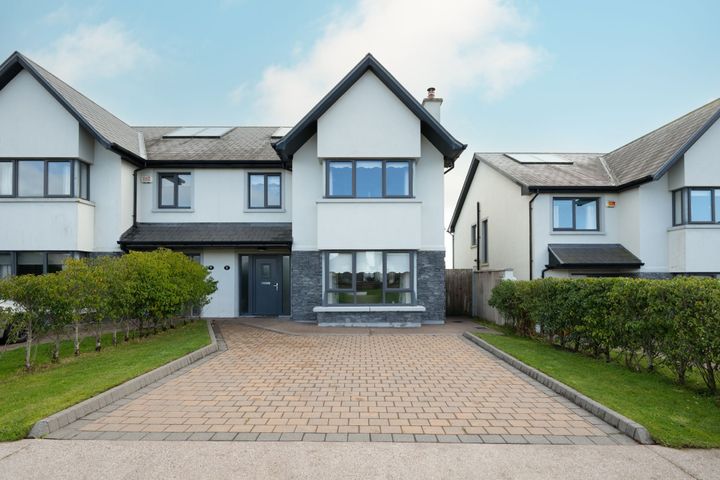 8 Church View Gardens, Watergrasshill, Co. Cork, T56CF54