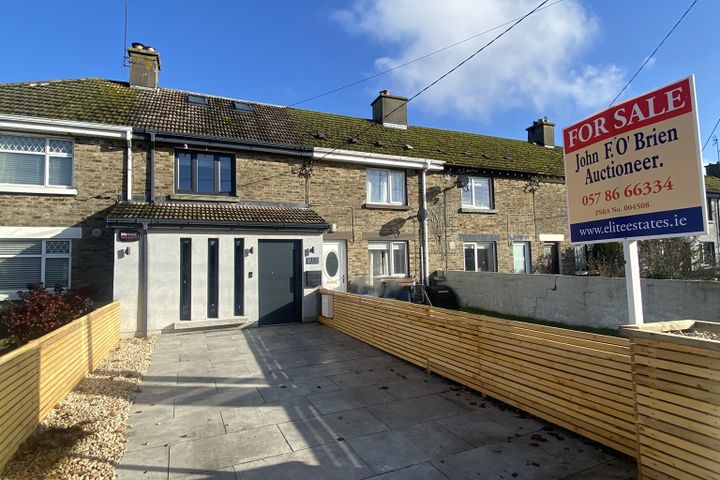 15 Michael Dooley Terrace, Athy, Co. Kildare, R14WE52