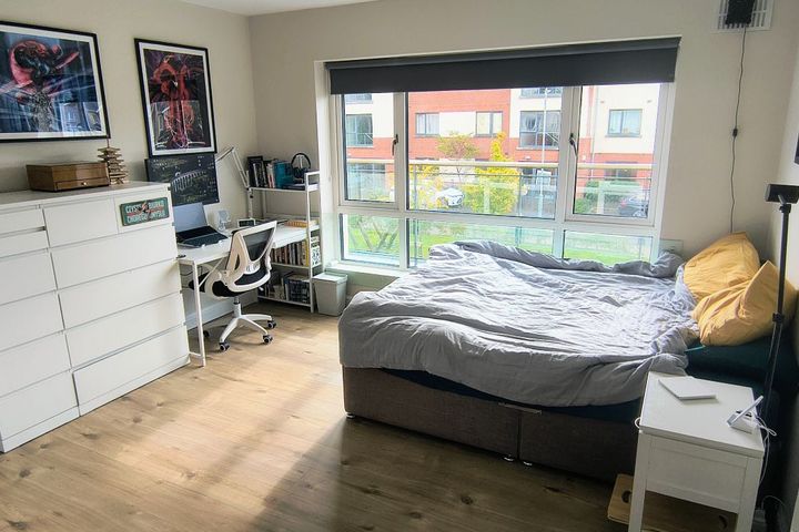 Saint Edmunds Square,Lucan,Co. Dublin, Dublin 20