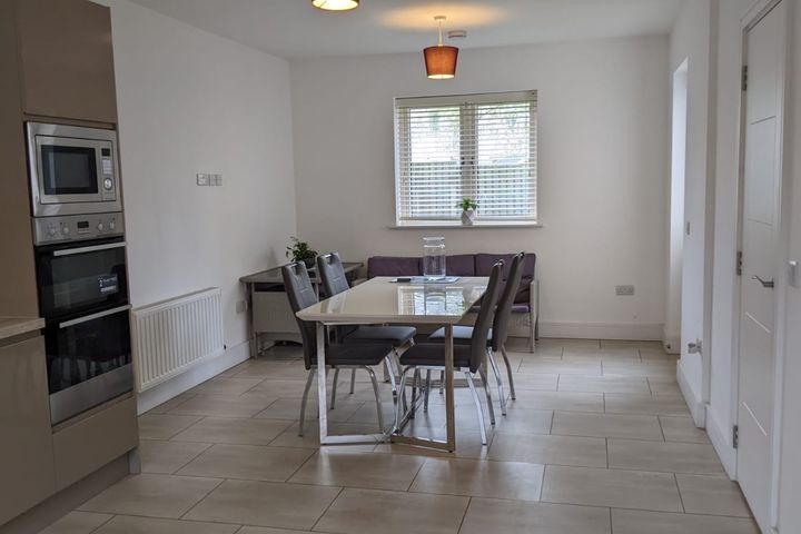 48 Shackleton Drive, Lucan, Lucan, Co. Dublin