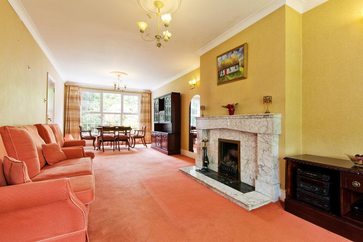 9 Pine Court, Newtownpark Ave, Blackrock, Dublin