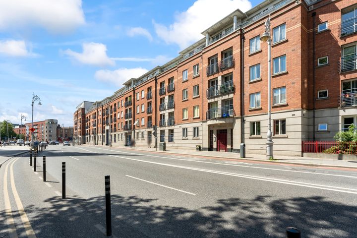20 Stearne House, Deans Court, Christchurch, Dublin 8