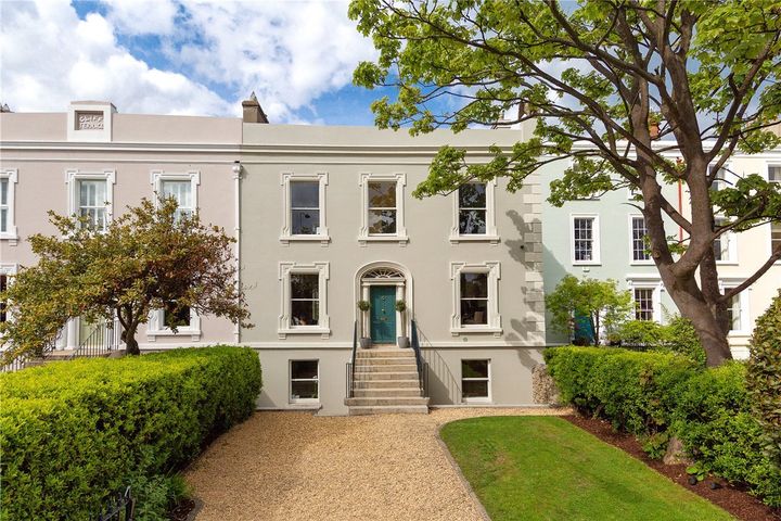 1 Cliff Terrace, Breffni Rd, Sandycove, Dublin