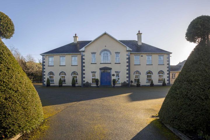 Aulber House, Deerpark, Golden Rd, Tipperary