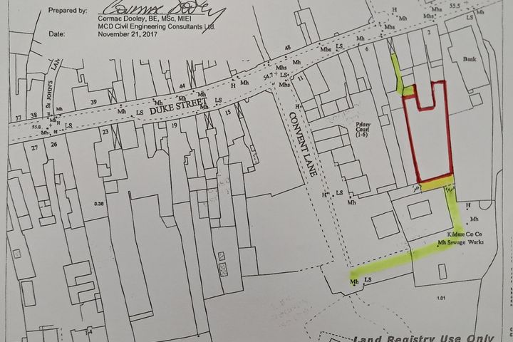 Duke Street, Athy, Co. Kildare, R14D822