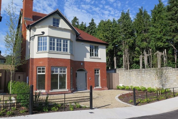 5 Claremont, Claremont Road, Carrickmines, Dublin 18, Dublin