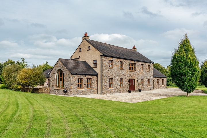 Teach La Nua, Pitchsfordstown Ballycaghan, Kilcock, Kildare