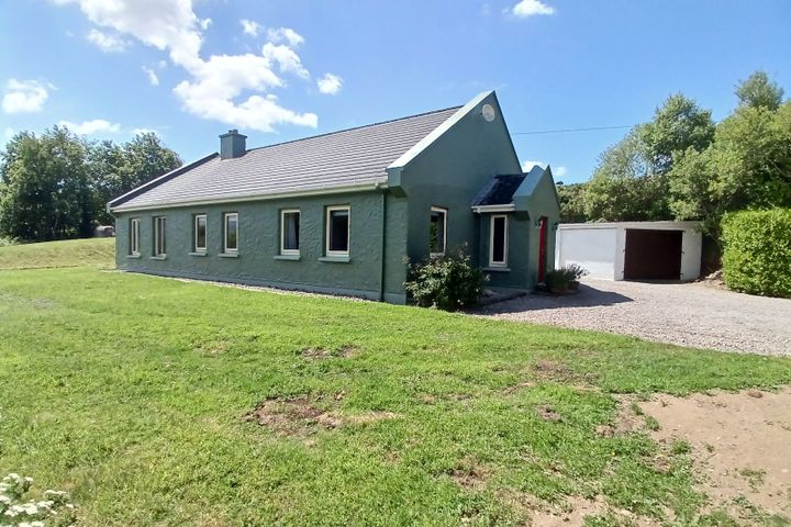 Barrys Cross, Gortloughra, Killorglin, Beaufort, Co. Kerry, V93K197