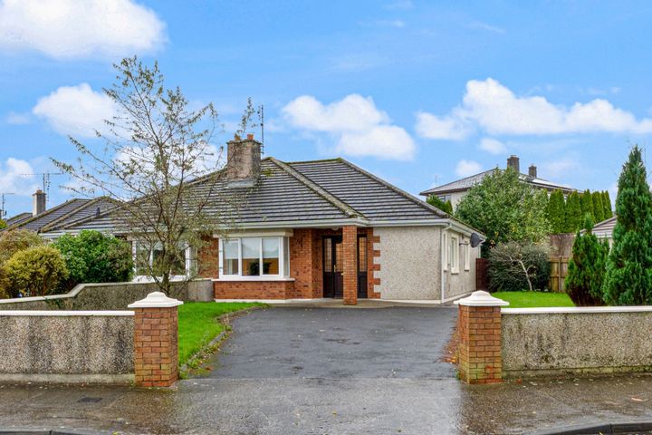 5 Elm Park, Claremorris, Co Mayo, F12C8N3