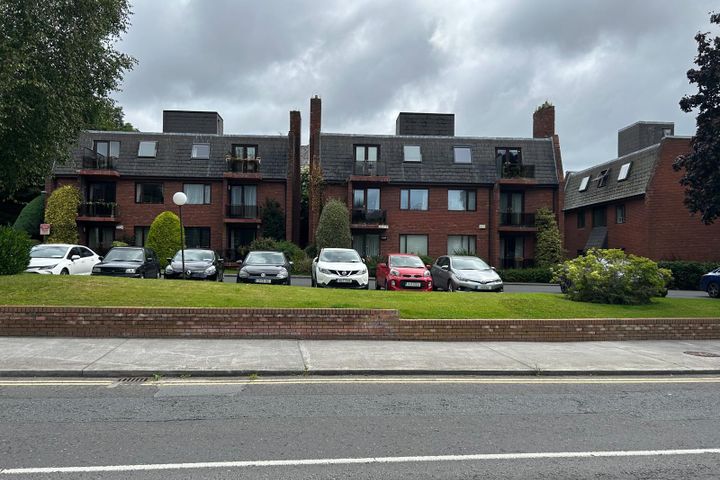 Apartment 63, River Gardens, Glasnevin, Dublin 9, D09V082