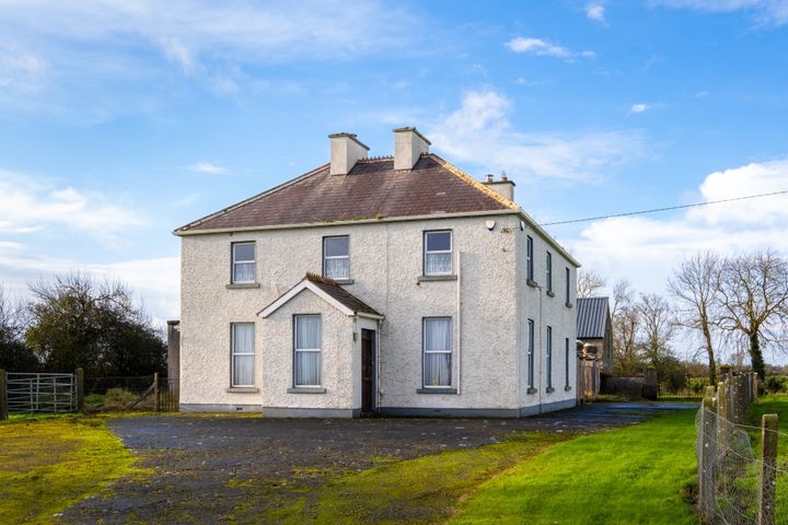Parochial House, Fahy, Portumna, Co. Galway, H53FN35