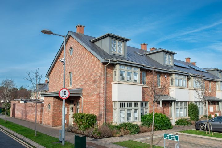 1 The Close, Hazelbrook Square, Churchtown, Dublin 14, Dublin