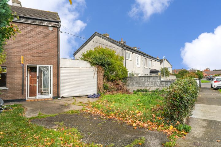 8 Moorfield Drive, D22 W997, Clondalkin, Dublin 22