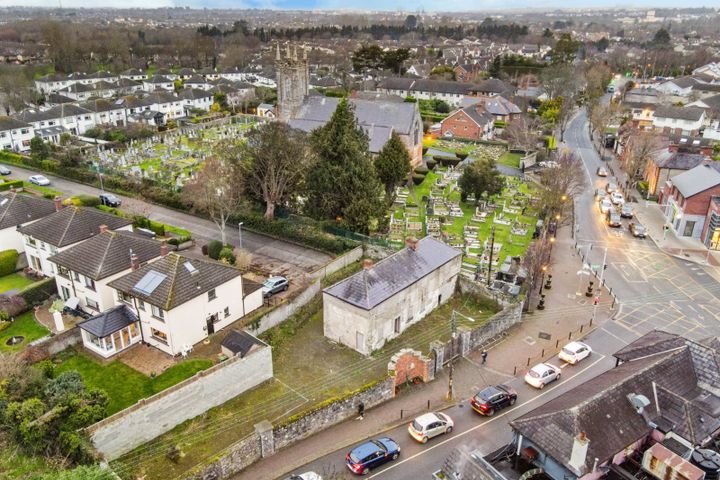 "Elm Lodge", College Road, Castleknock, Dublin 15, D15E72V