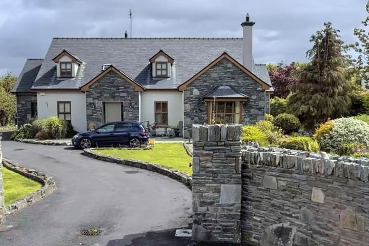Glann Road, Oughterard, Galway, Oughterard, Co. Galway