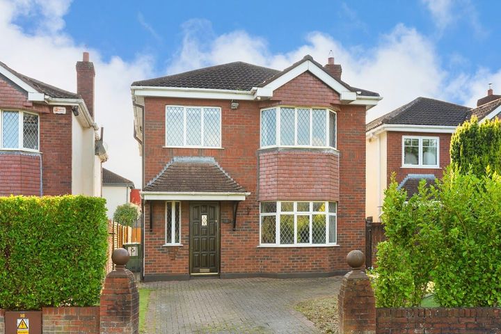4 College Park Drive, Dublin 16, Ballinteer, Dublin 16, D16X9C3