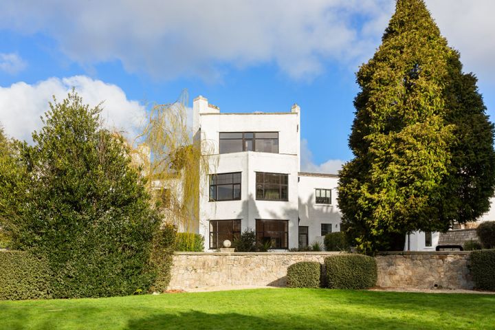 4 Kilteragh Pines, Westminster Road, Foxrock, Dublin 18, D18Y248