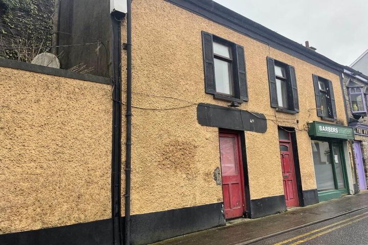 The Mall, Roscrea, Co. Tipperary