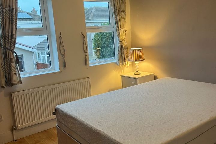 Palmerstown Upper, Palmerstown, Dublin 20