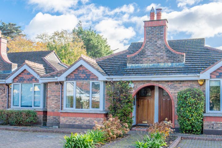 5 Brighton Lodge, Brighton Road, Foxrock, Dublin 18, D18N9W7