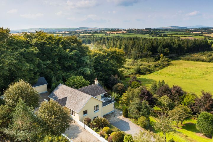 Hillside, Tinnacarrick, Newbawn, Co. Wexford, Y35P894
