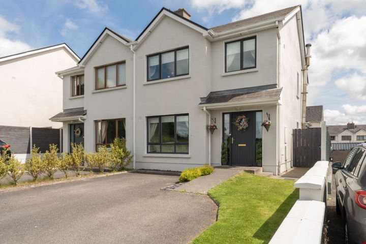 29 Heather Grove, Kilcoursey, Clara, Co. Offaly, R35XT50